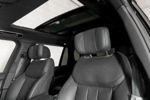 Range Rover P460e LWB Autobiography 25MY