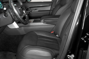 Range Rover P460e LWB Autobiography 25MY