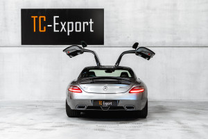 Mercedes-Benz SLS AMG