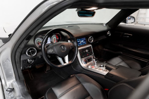 Mercedes-Benz SLS AMG