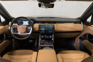 Range Rover P530 LWB Autobiography