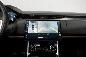 Range Rover P440e LWB Autobiography 23MY