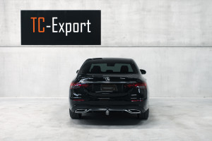 Mercedes Benz E200 AMG Line