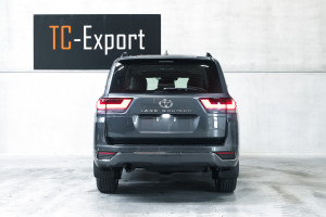 Toyota Land Cruiser 300 70th Anniversary