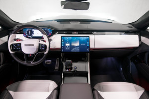 Range Rover Sport P635 SV Edition One 24MY