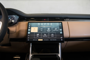 Range Rover P460e SE 24MY