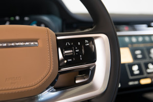 Range Rover P460e SE 24MY