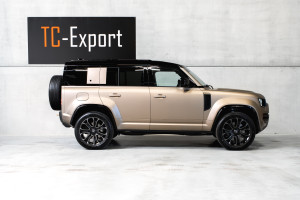 Land Rover Defender 110 P635 OCTA 25MY