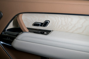 Range Rover P530 LWB SV