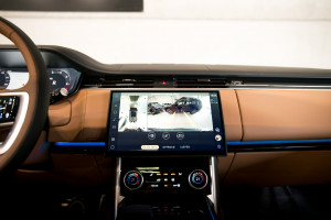 Range Rover P530 LWB Autobiography