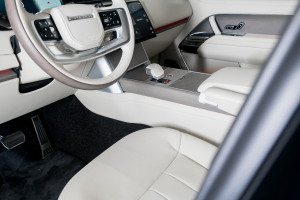 Range Rover P615 LWB SV 24MY