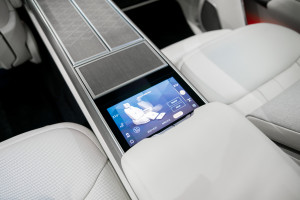 Range Rover P615 LWB SV 24MY