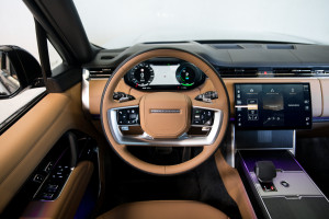 Range Rover P460e LWB Autobiography 25MY