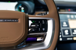 Range Rover P460e LWB Autobiography 25MY