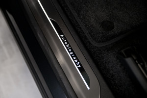 Range Rover P460e LWB Autobiography 25MY