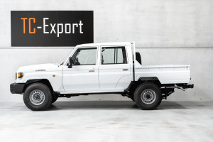 Toyota Land Cruiser HZJ79 4x4 Double Cab Pick-up