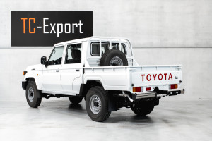 Toyota Land Cruiser HZJ79 4x4 Double Cab Pick-up
