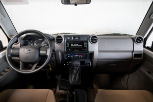 Toyota Land Cruiser HZJ79 4x4 Double Cab Pick-up