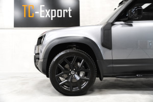 Land Rover Defender P400 S