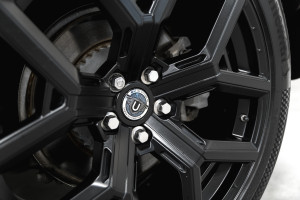 Land Rover Defender P400 S