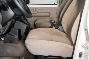 Toyota Land Cruiser HZJ79 4x4 Double Cab Pick-up