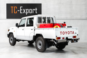 Toyota Land Cruiser HZJ79 4x4 Double Cab Pick-up Fire Fighting Vehicle