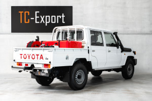 Toyota Land Cruiser HZJ79 4x4 Double Cab Pick-up Fire Fighting Vehicle