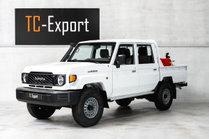 Toyota Land Cruiser HZJ79 4x4 Double Cab Pick-up Fire Fighting Vehicle