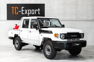 Toyota Land Cruiser HZJ79 4x4 Double Cab Pick-up Fire Fighting Vehicle