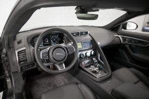 Jaguar F-TYPE Coupe P450 R-Dynamic RWD