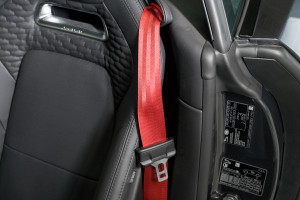 Jaguar F-TYPE Coupe P450 R-Dynamic RWD