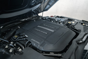 Jaguar F-TYPE Coupe P450 R-Dynamic RWD