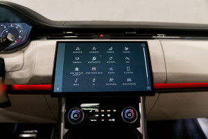 Range Rover P440e HSE