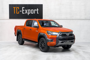 Toyota Hilux Double Cab 2.8 D-4D-F 4WD Invincible