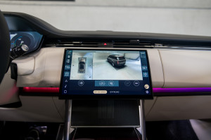 Range Rover P550e Autobiography 24MY