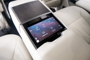 Range Rover P550e Autobiography 24MY