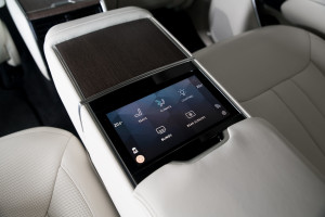 Range Rover P530 LWB Autobiography 23MY