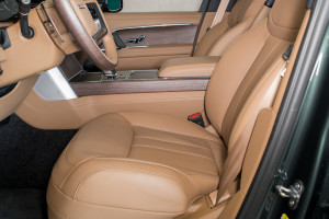 Range Rover P530 LWB Autobiography 25MY 7 Seats