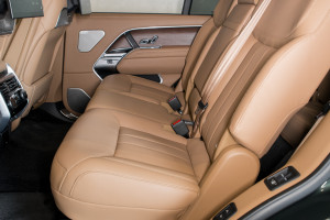 Range Rover P530 LWB Autobiography 25MY 7 Seats