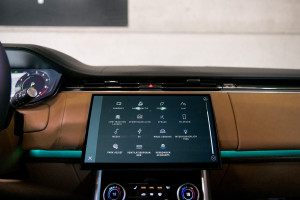 Range Rover P440e SE