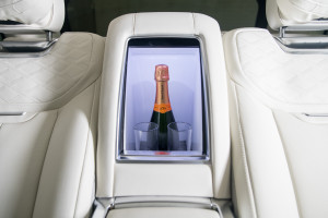 Range Rover P530 LWB SV 4Seats