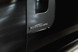 Range Rover P460e LWB Autobiography 24MY