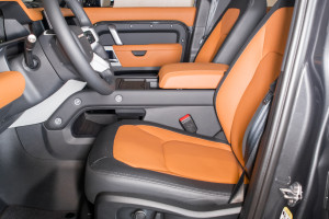 Land Rover Defender P400 X Dynamic