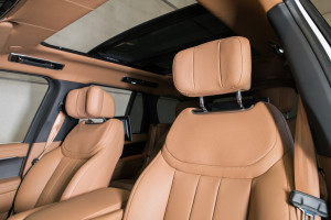 Range Rover P460e Autobiography 25MY